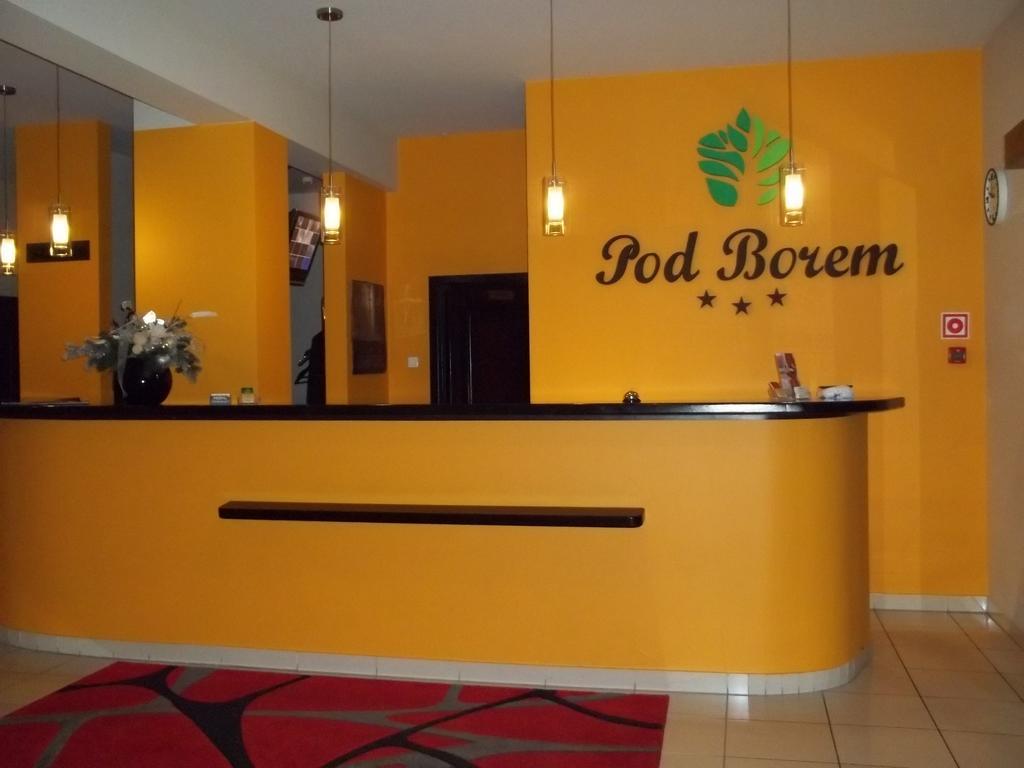 Zajazd Pod Borem Glogow Malopolski ภายนอก รูปภาพ